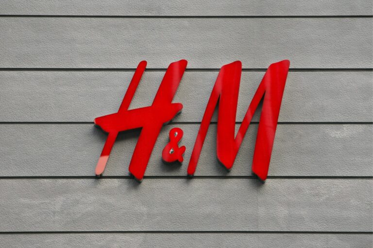 h&M