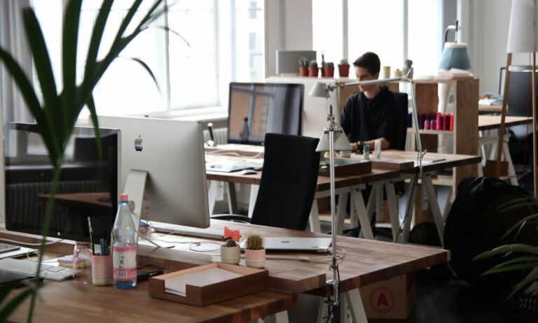 Trabajar 25 horas semanales menos es posible gracias a la IA