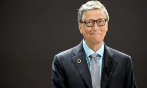 Bill Gates anuncia cuáles son los tres trabajos que sobrevivirán a la IA