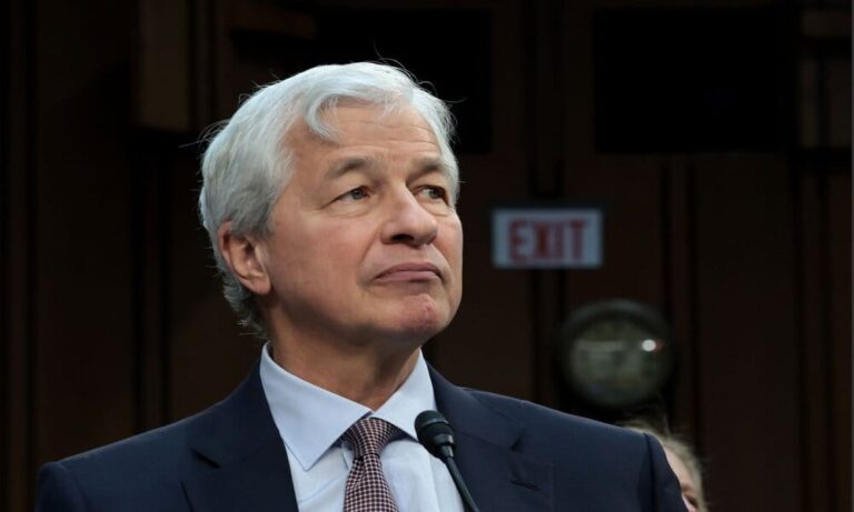 Jamie Dimon: "Podríamos estar adentrándonos en una de las eras geopolíticas más traicioneras desde la Segunda Guerra Mundial"