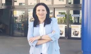 Natalia Galán, nueva gerente del Centro Comercial Travesía de Vigo