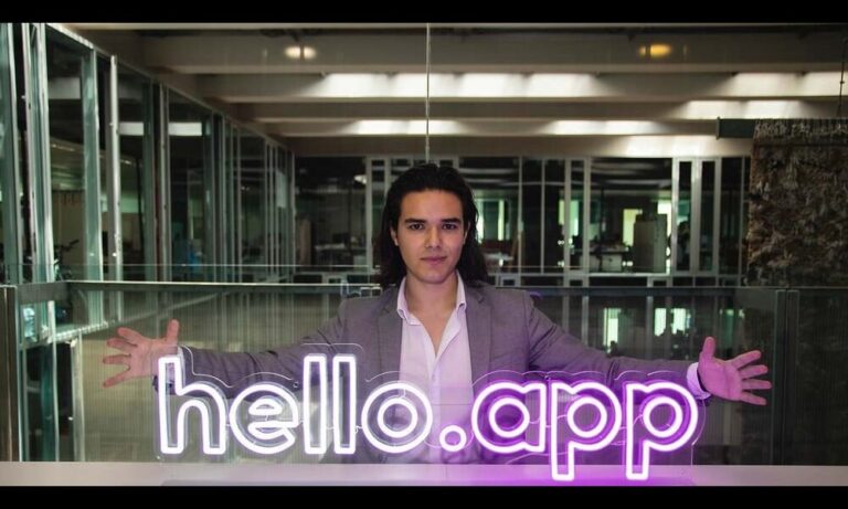 Hello.app