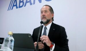 Juan Carlos Escotet, nuevo presidente del Deportivo