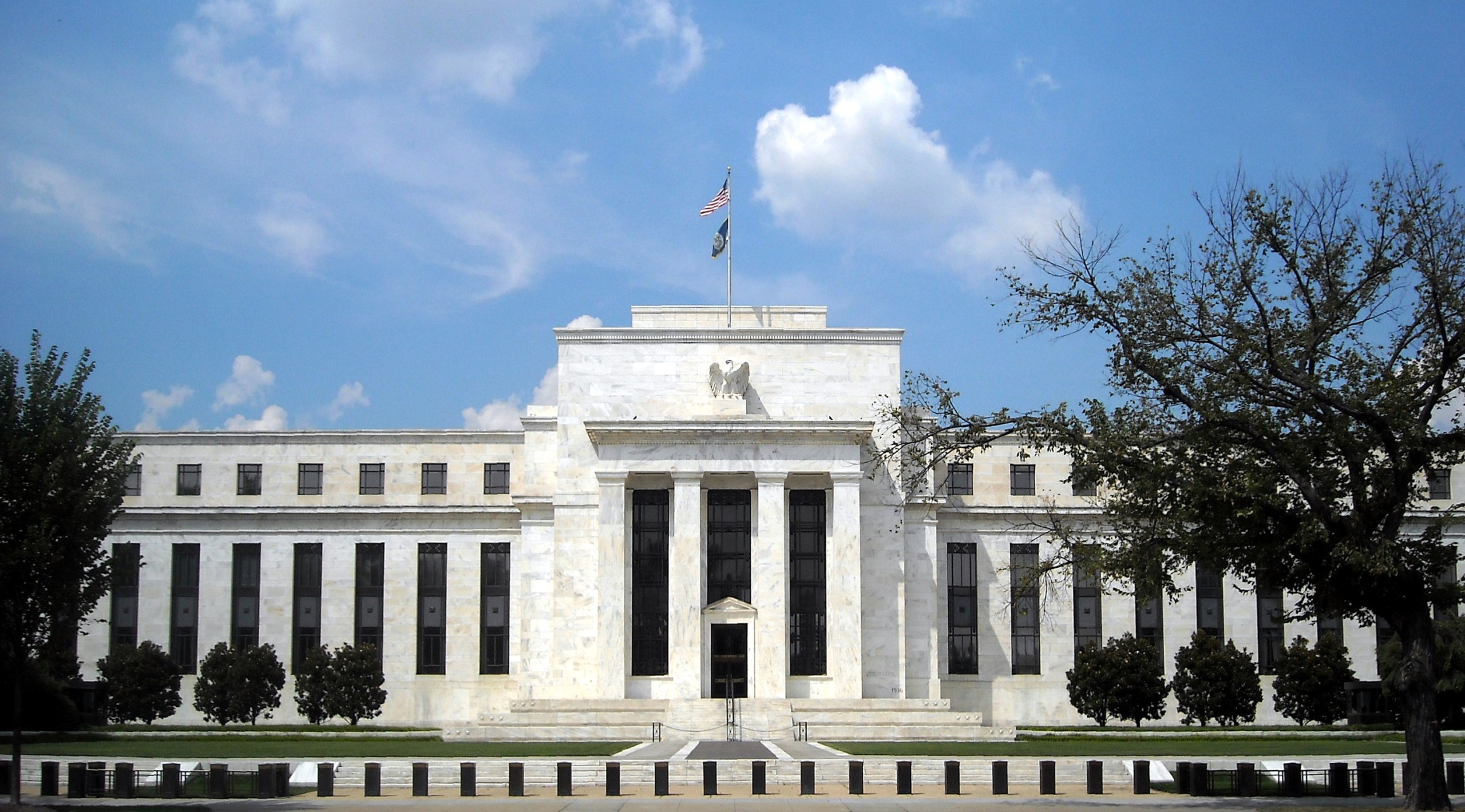 El BCE baja los tipos por 2ª vez gracias al descenso de la inflación al 2% 2 Fed