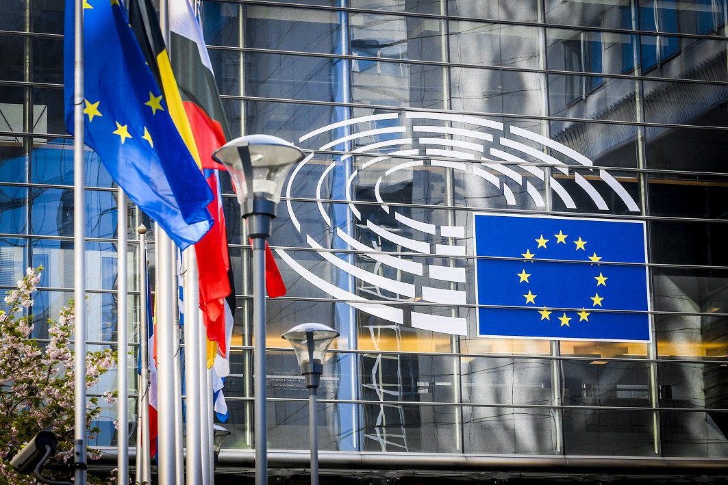 Europa anula la multa de 1.500 millones a Google por abuso de posición dominante 1 Sede de la UE en Bruselas: Parlamento Europeo.