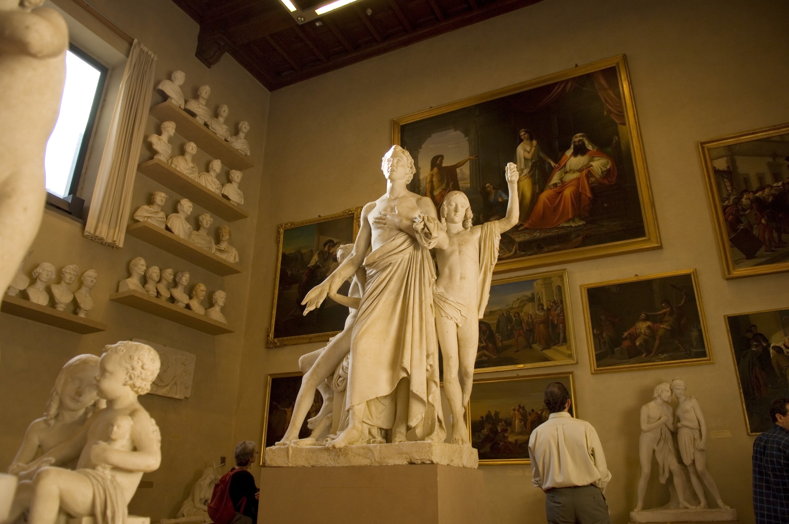 El negocio de la diosa Minerva 1 Galería de arte