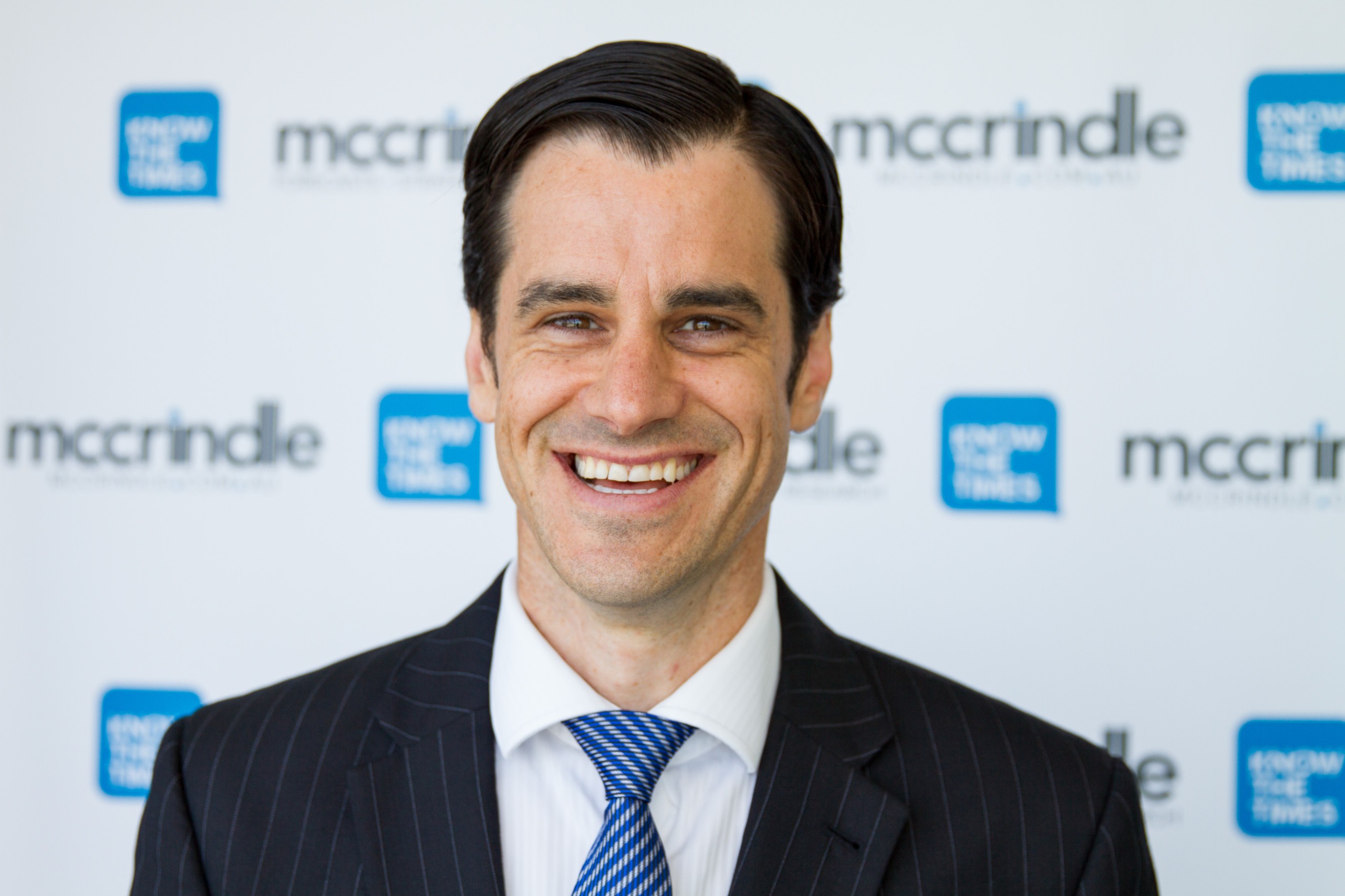 Generación Alfa: el ADN virtual 1 El reconocido investigador social y demógrafo Mark McCrindle