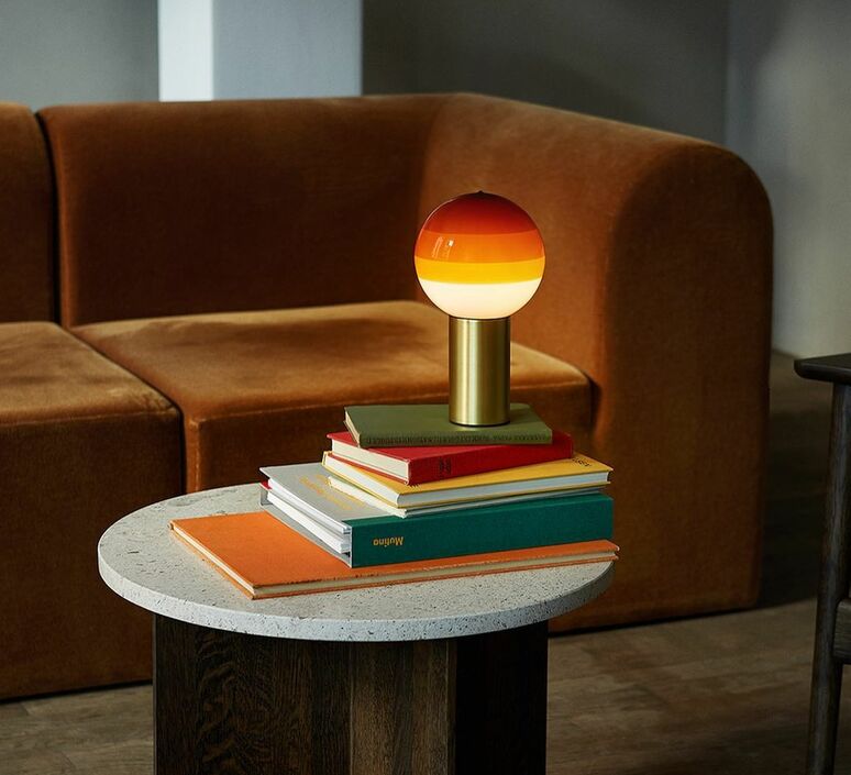Diseño: oda luminosa a la alegría 1 dipping light portable jordi canudas lampe a poser table lamp marset a691 091 design signed nedgis 99948 product