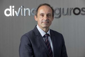 Divina Seguros