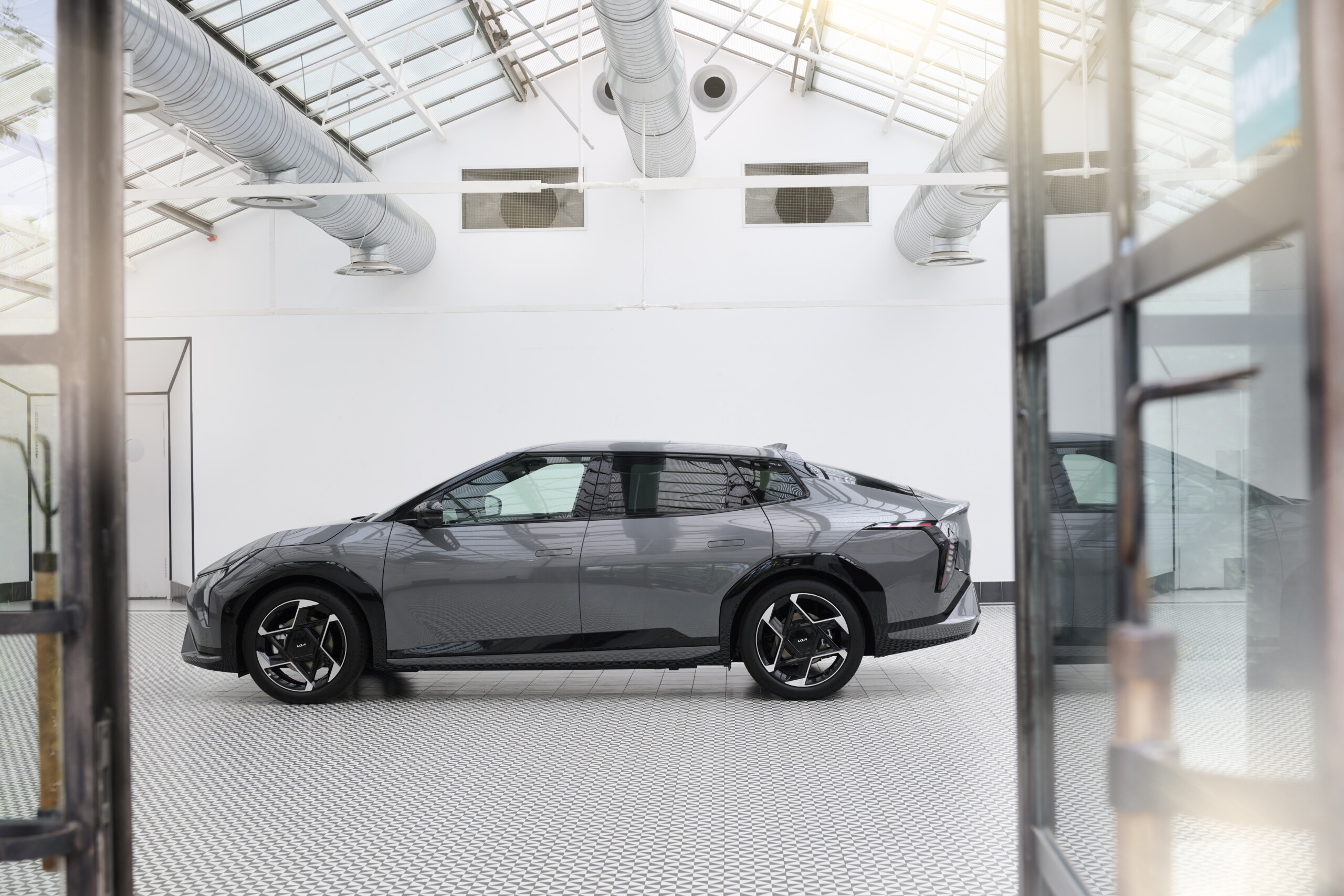 Kia EV4