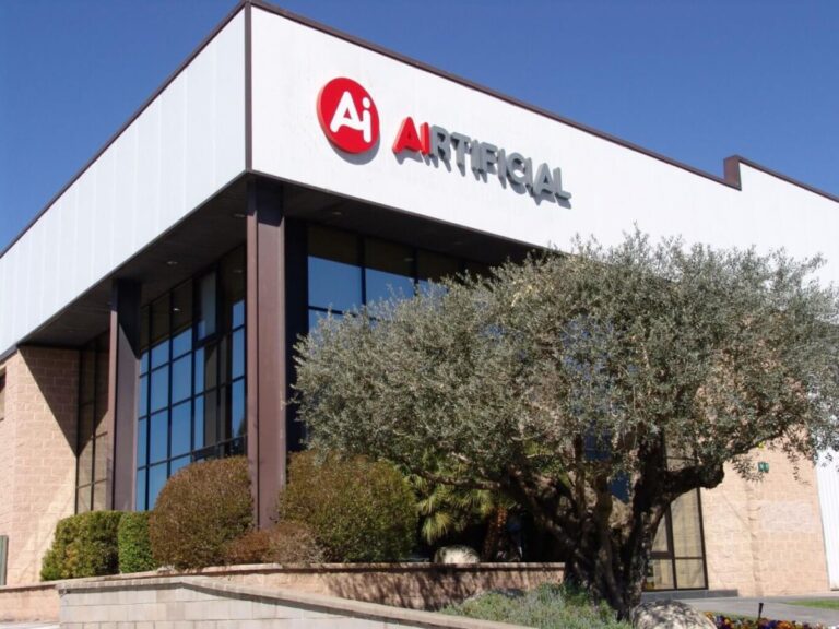 Airtificial