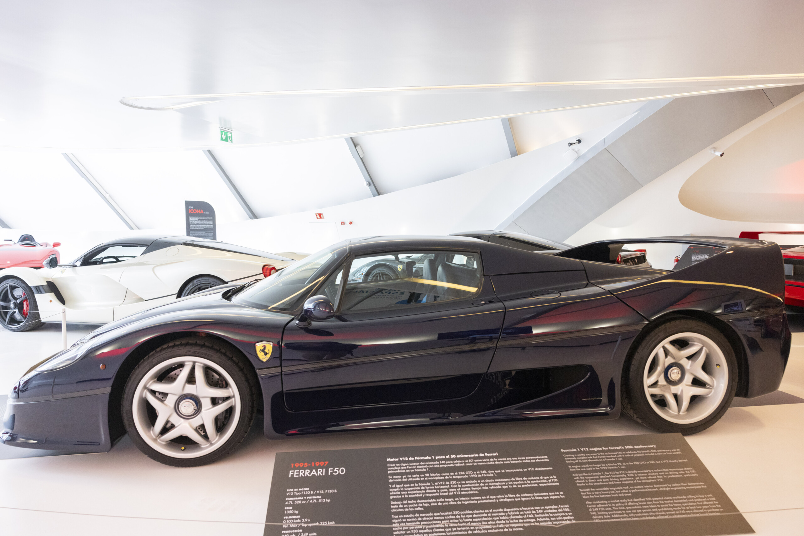 Ferrari, ‘Pasión y leyenda’ en Mobility City de Zaragoza hasta el 31 de agosto 5 La exposición ‘Pasión y leyenda' de Ferrari
