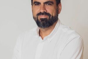 Javier Becerra / Quantica