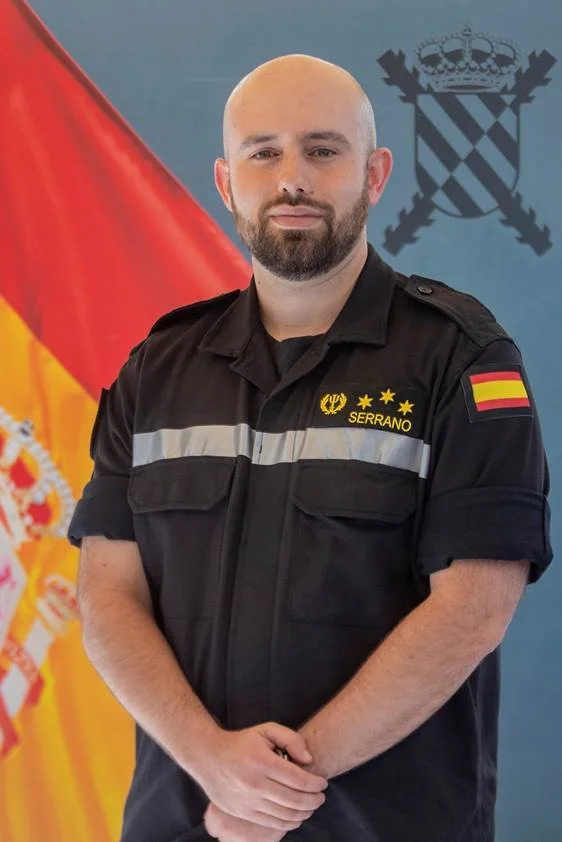 Liderazgo: lecciones marcadas a fuego 3 Ricardo Serrano, capitán de la UME