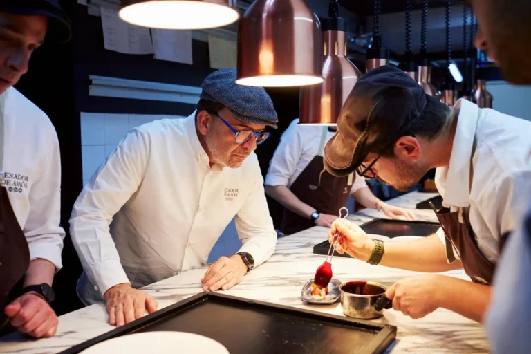 Equipo de cocina del Cenador de Amós
