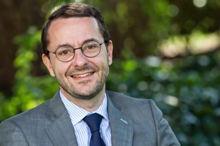 Carlos Ayesa