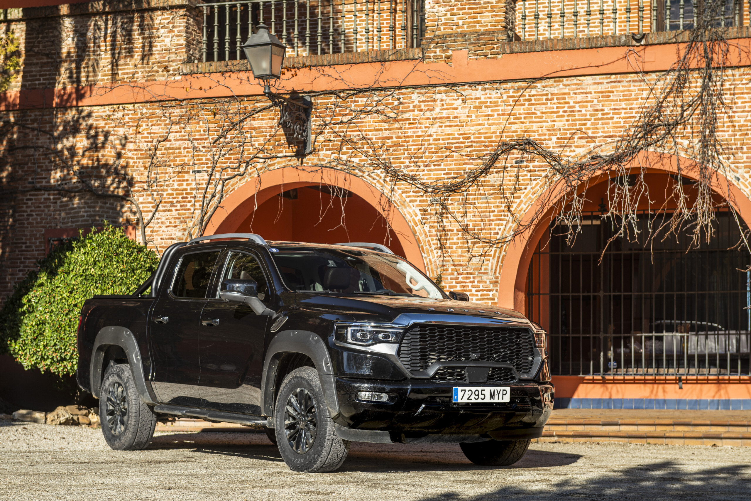 FOTON Tunland V9