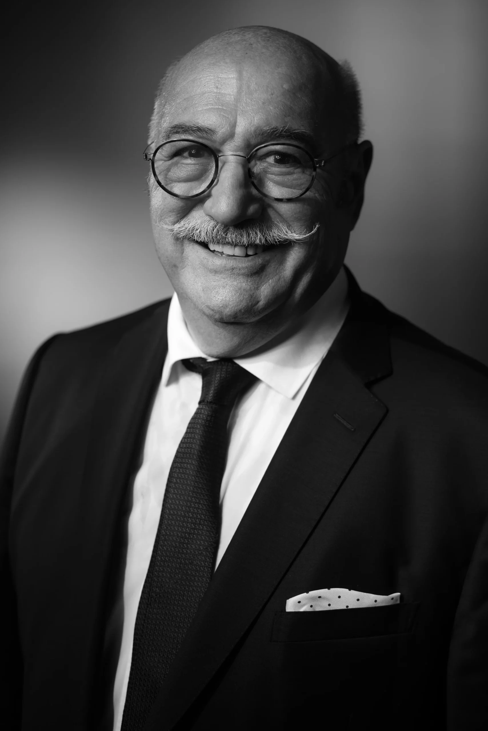 Regular: Cuando menos es (mucho) más 2 Samuele Furfari, ex alto funcionario de la Comisión Europea