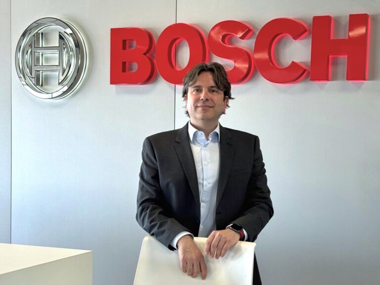 Antonio Álvarez, vicepresidente y director técnico de la fábrica de Bosch Mobility Electronics en Madrid