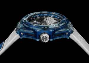 Big Bang Tourbillon Novak Djokovic Goat Edition, de Hublot: Caja de 44 mm en material de alta tecnología en tres versiones según el color: azul, naranja o verde mate. Movimiento tourbillon automático y esfera esqueleto. Precio: 119.000 euros