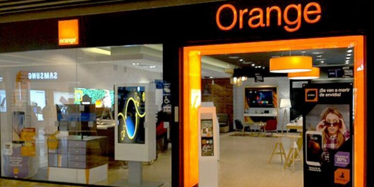 Tienda de Orange en La Gavia.