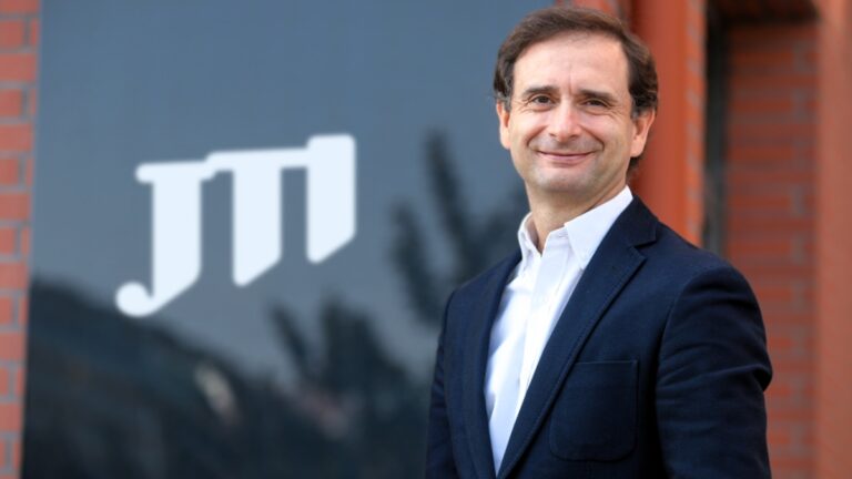 Víctor Crespo JTI