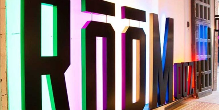 Room00