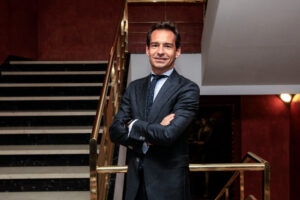 Helvetia Caser / Carlos Piñero