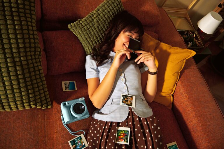 instax SQUARE 2